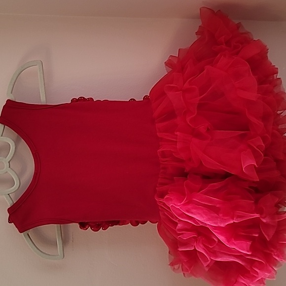 Little girls red tutu, never worn missing tags. - Picture 2 of 6